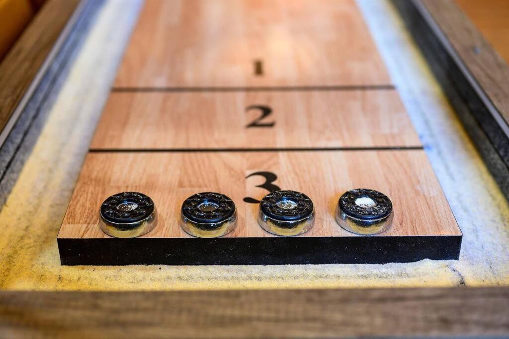 Iron Horse Lodge Sleeps 18, Games, Fire Pit, Hot Tub, Ev, More Broken Bow Ngoại thất bức ảnh
